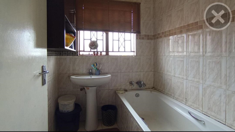 3 Bedroom Property for Sale in Soshanguve VV Gauteng