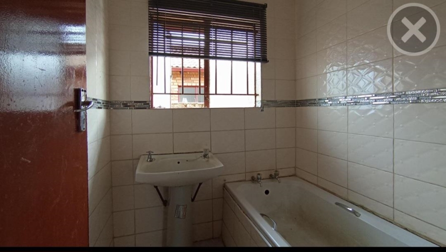 3 Bedroom Property for Sale in Soshanguve VV Gauteng