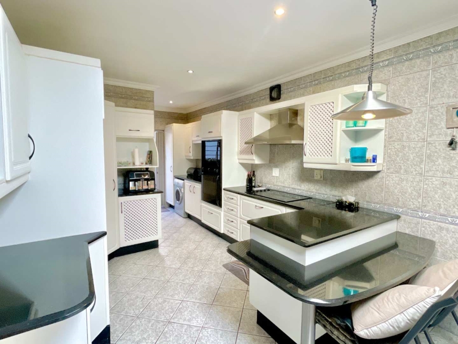 3 Bedroom Property for Sale in Die Wilgers Gauteng