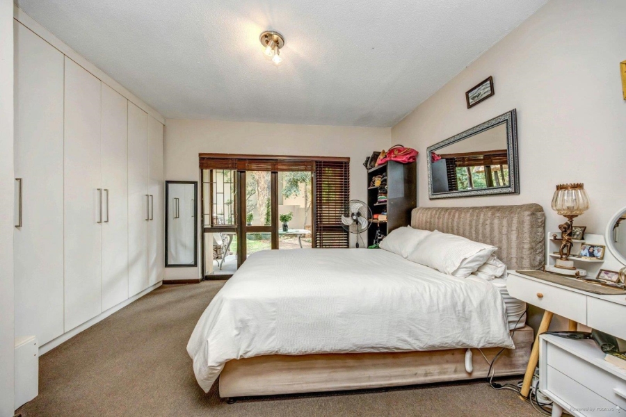 To Let 2 Bedroom Property for Rent in Douglasdale Gauteng