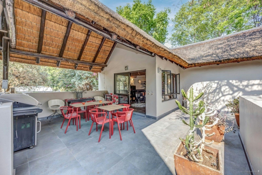 To Let 2 Bedroom Property for Rent in Douglasdale Gauteng
