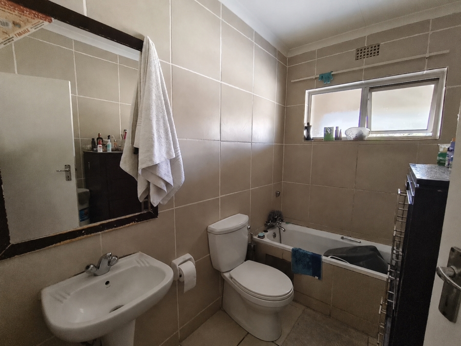 1 Bedroom Property for Sale in Ferndale Gauteng