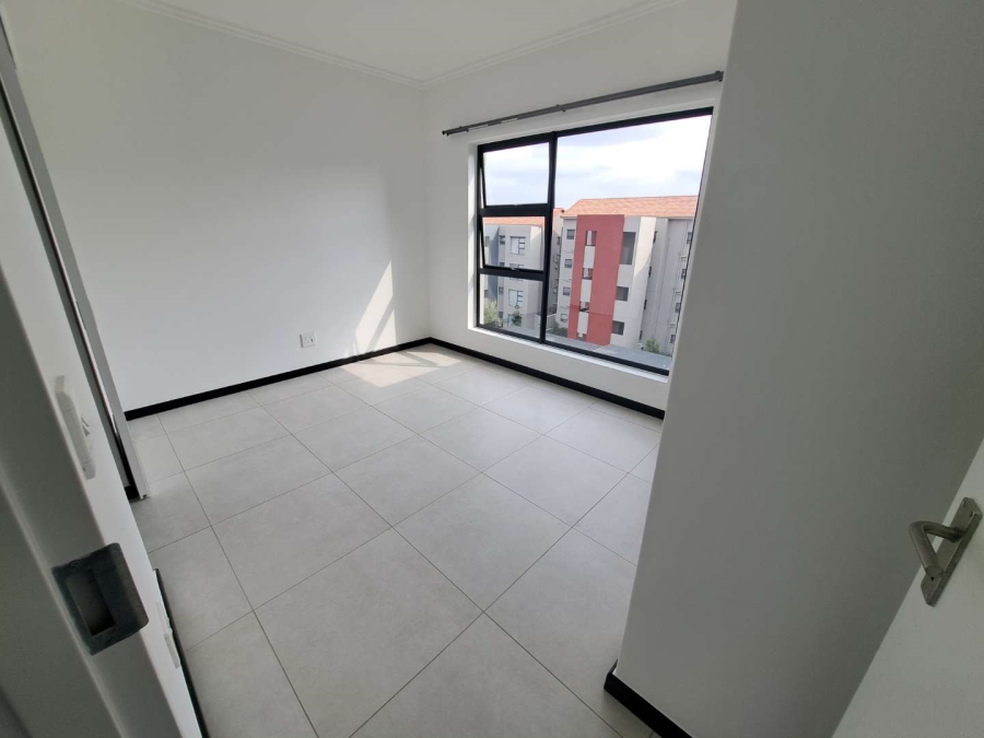 To Let 3 Bedroom Property for Rent in Broadacres Gauteng