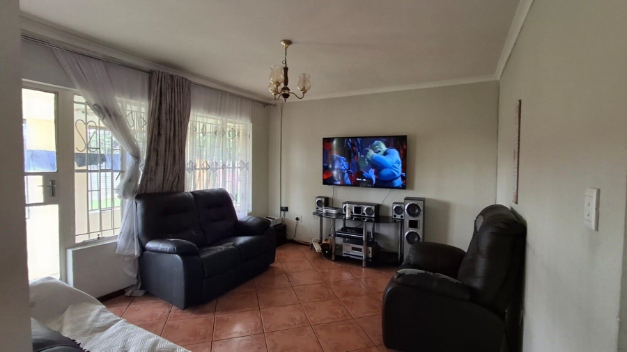 3 Bedroom Property for Sale in Birch Acres Gauteng