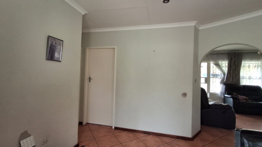 3 Bedroom Property for Sale in Birch Acres Gauteng