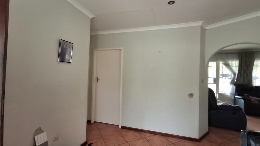3 Bedroom Property for Sale in Birch Acres Gauteng