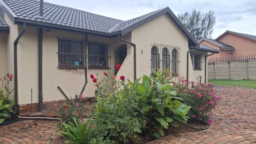 3 Bedroom Property for Sale in Birch Acres Gauteng