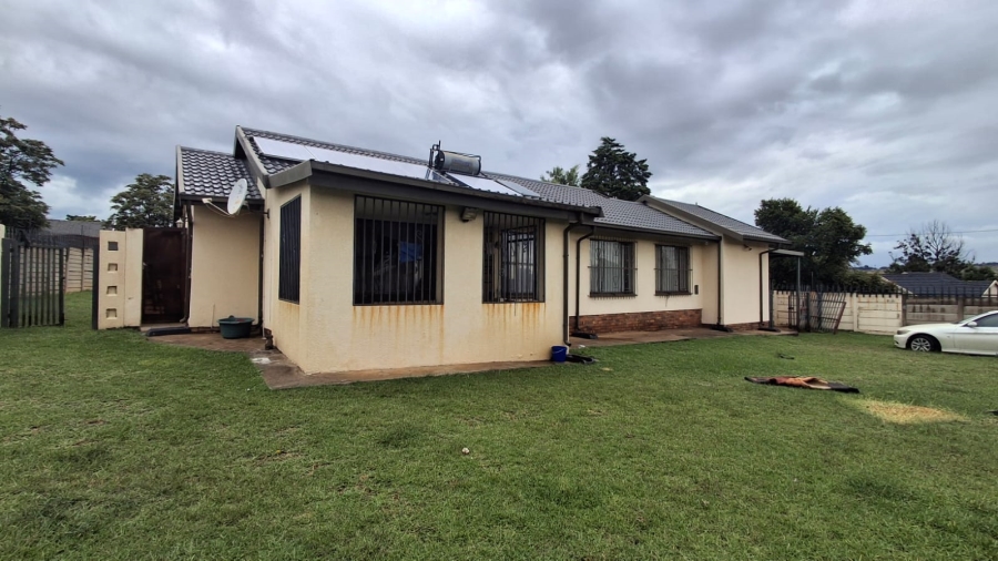 3 Bedroom Property for Sale in Birch Acres Gauteng