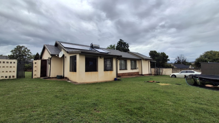 3 Bedroom Property for Sale in Birch Acres Gauteng