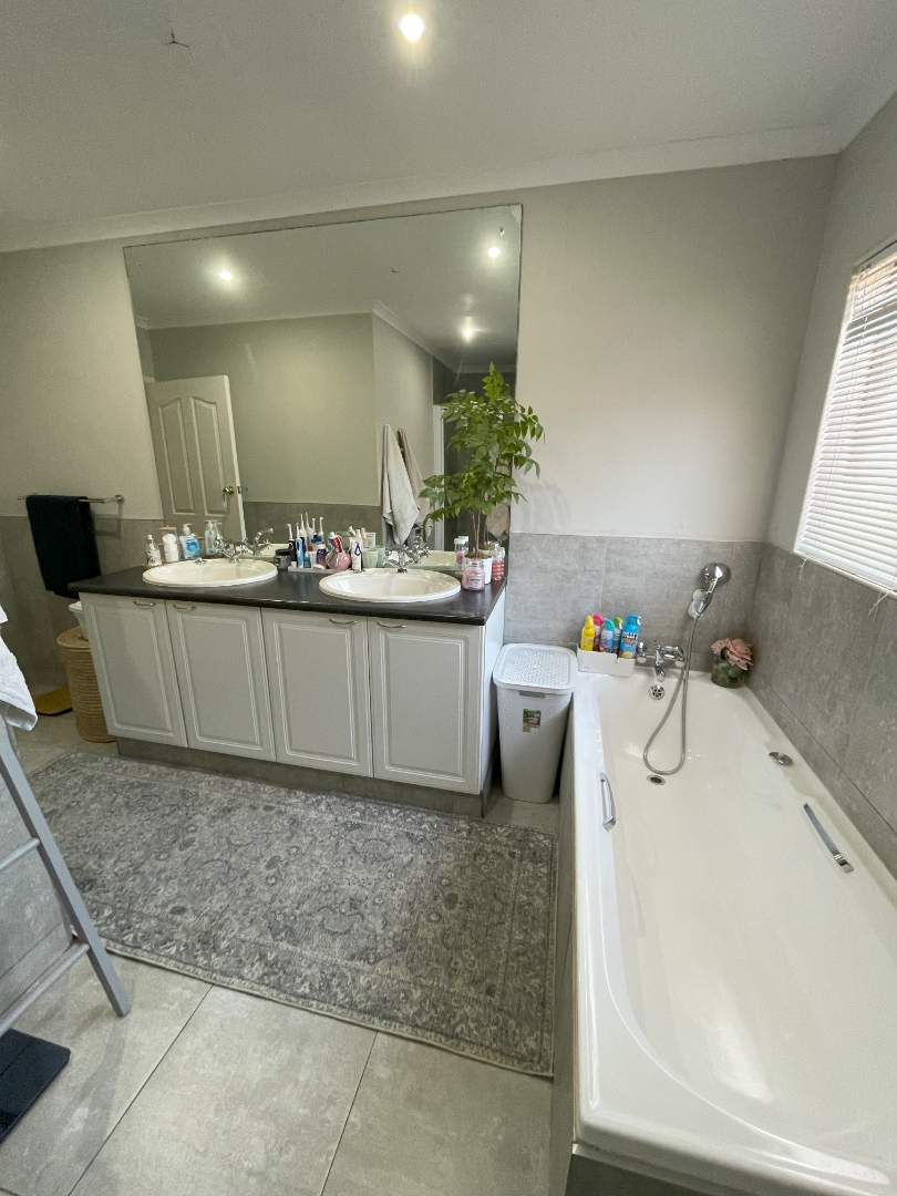 3 Bedroom Property for Sale in Woodlands Estate Gauteng