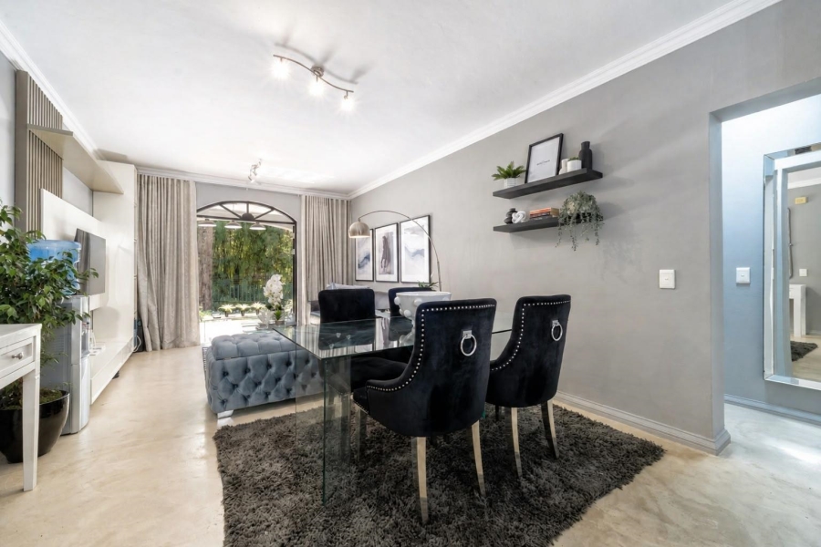 To Let 2 Bedroom Property for Rent in Craighall Gauteng