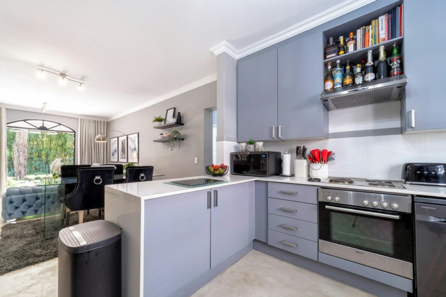 To Let 2 Bedroom Property for Rent in Craighall Gauteng