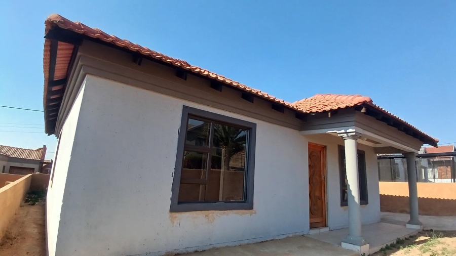 2 Bedroom Property for Sale in Mabopane Unit S Gauteng