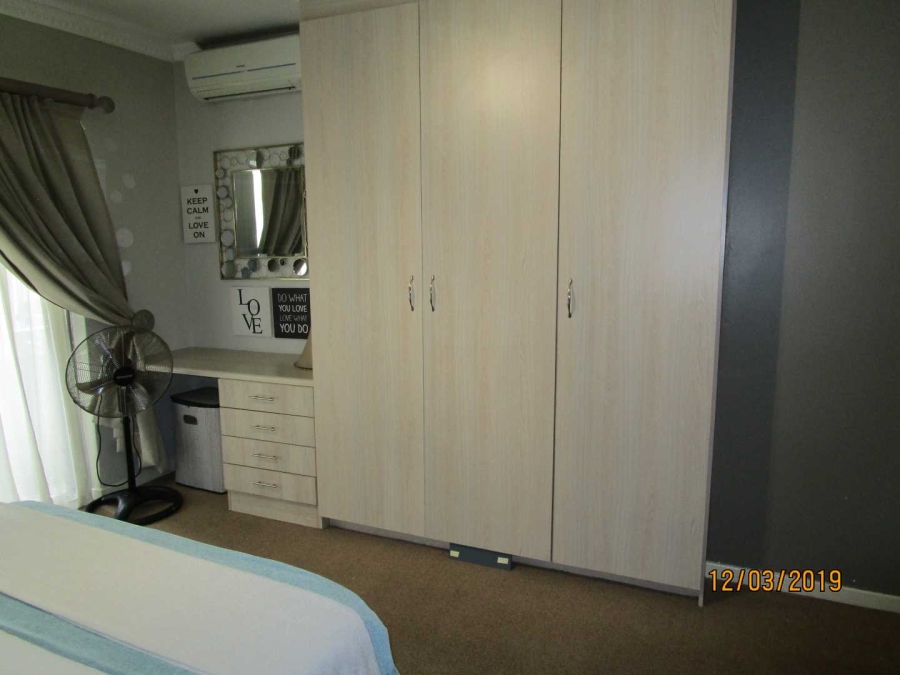 To Let 2 Bedroom Property for Rent in Morningside Gauteng