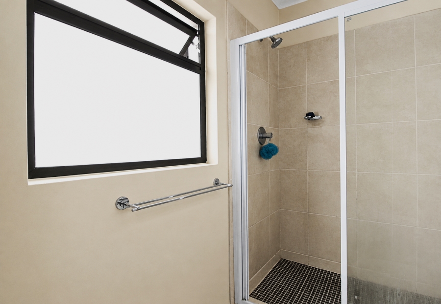 1 Bedroom Property for Sale in Douglasdale Gauteng