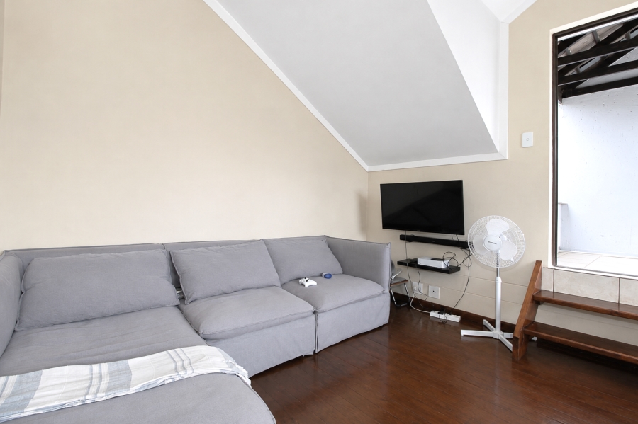 1 Bedroom Property for Sale in Douglasdale Gauteng