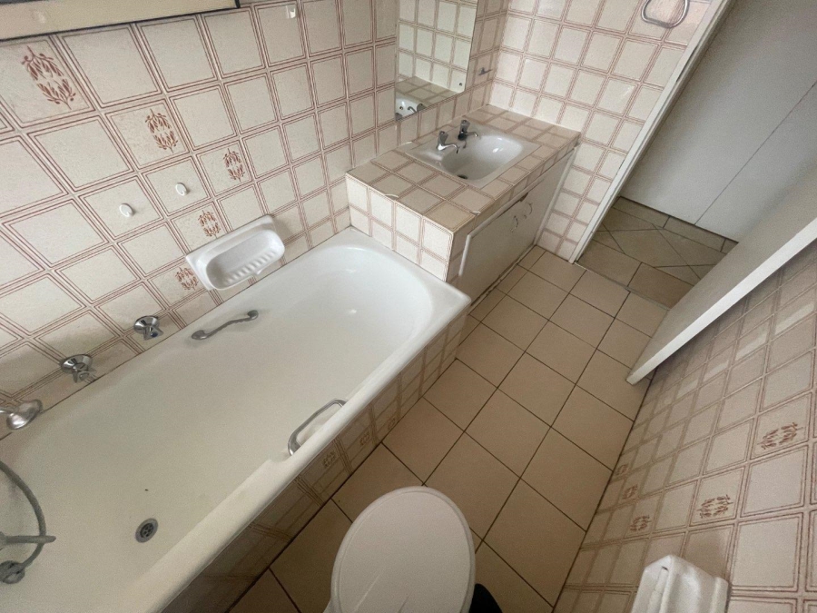 2 Bedroom Property for Sale in Edleen Gauteng
