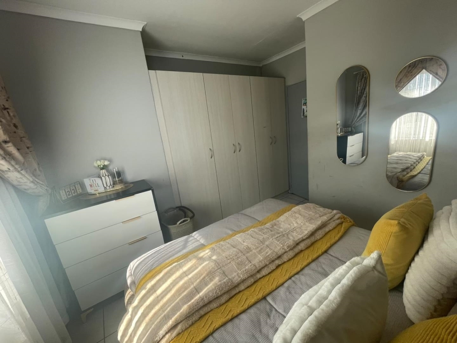 2 Bedroom Property for Sale in Esther Park Gauteng
