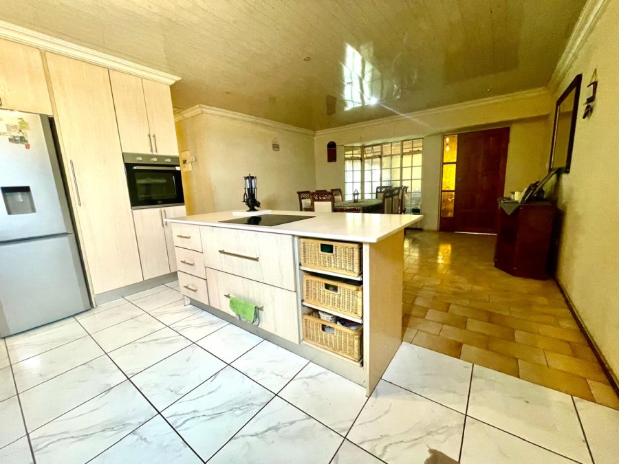 3 Bedroom Property for Sale in Birch Acres Gauteng