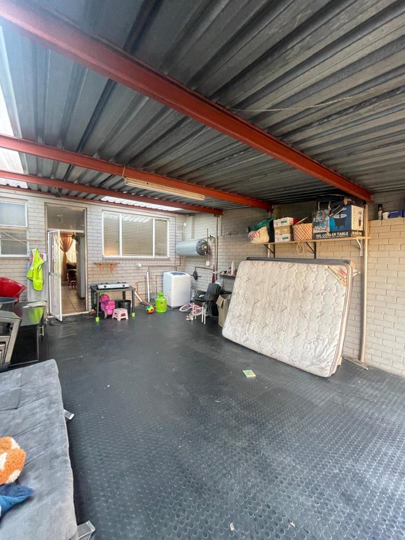 2 Bedroom Property for Sale in Birchleigh Gauteng