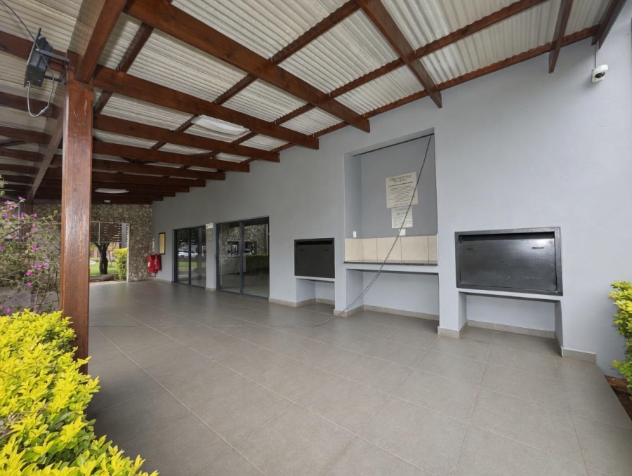 3 Bedroom Property for Sale in Greenstone Crest Gauteng