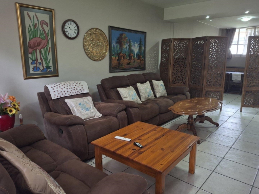 To Let 2 Bedroom Property for Rent in Sandton Central Gauteng