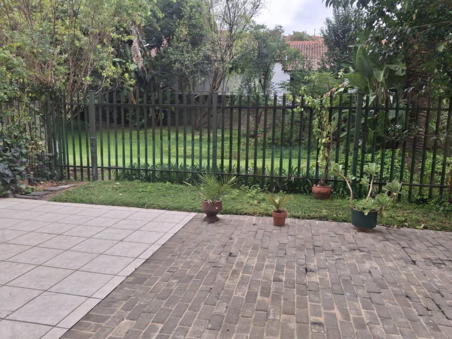 To Let 2 Bedroom Property for Rent in Sandton Central Gauteng