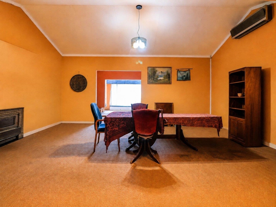 7 Bedroom Property for Sale in Lyttelton Manor Gauteng