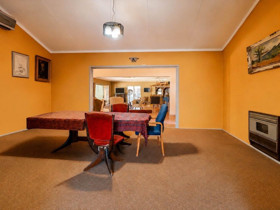 7 Bedroom Property for Sale in Lyttelton Manor Gauteng