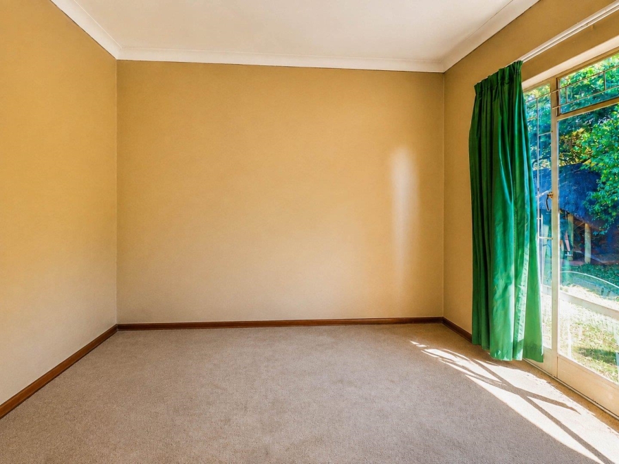7 Bedroom Property for Sale in Lyttelton Manor Gauteng
