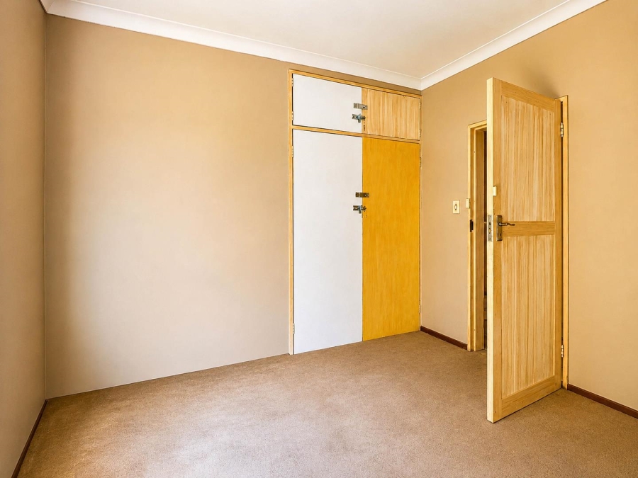 7 Bedroom Property for Sale in Lyttelton Manor Gauteng