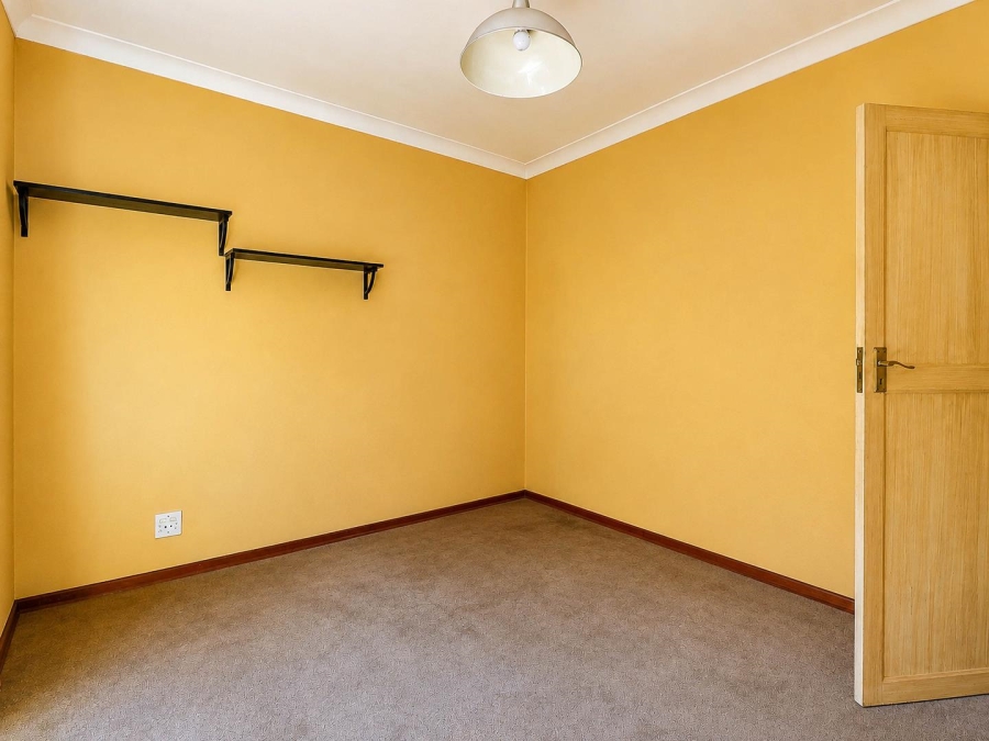 7 Bedroom Property for Sale in Lyttelton Manor Gauteng