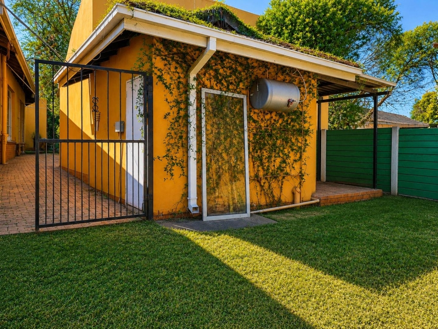 7 Bedroom Property for Sale in Lyttelton Manor Gauteng