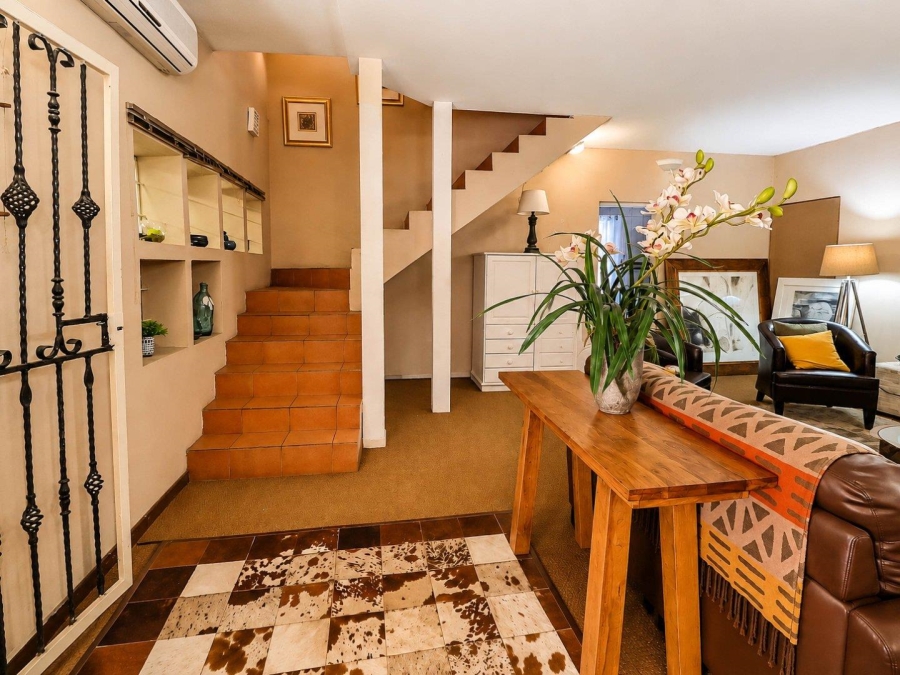 7 Bedroom Property for Sale in Lyttelton Manor Gauteng