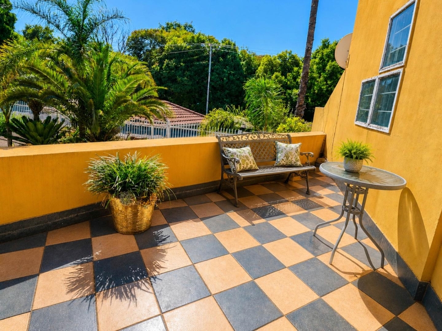 7 Bedroom Property for Sale in Lyttelton Manor Gauteng