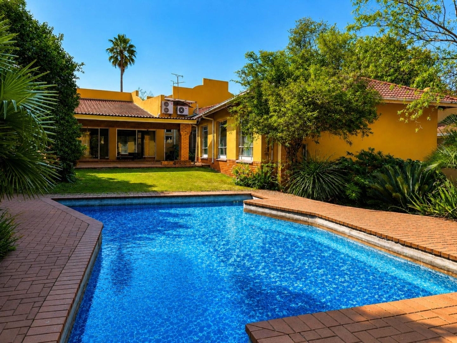 7 Bedroom Property for Sale in Lyttelton Manor Gauteng
