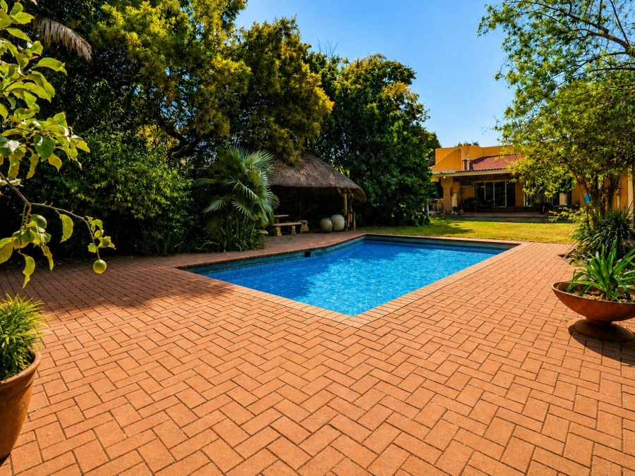 7 Bedroom Property for Sale in Lyttelton Manor Gauteng