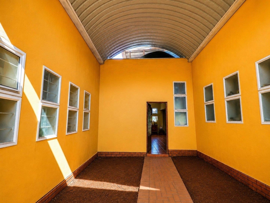 7 Bedroom Property for Sale in Lyttelton Manor Gauteng