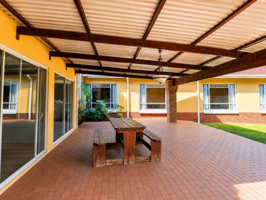 7 Bedroom Property for Sale in Lyttelton Manor Gauteng