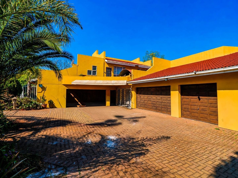 7 Bedroom Property for Sale in Lyttelton Manor Gauteng