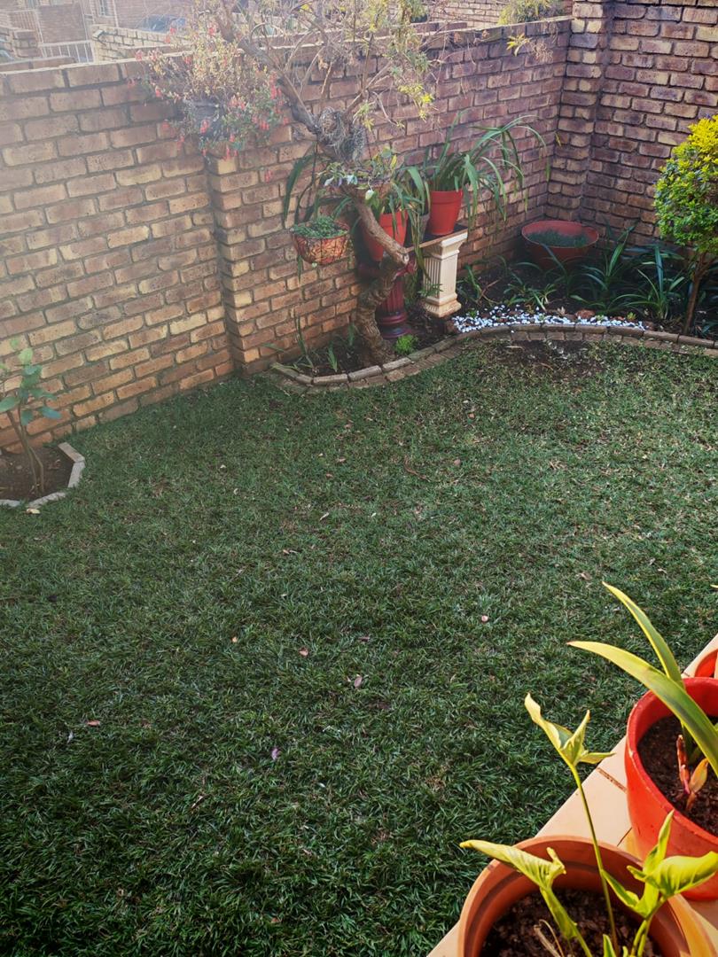 To Let 2 Bedroom Property for Rent in Highveld Gauteng