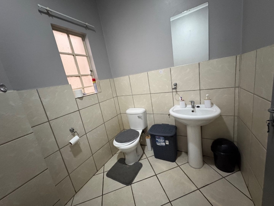 2 Bedroom Property for Sale in Sherwood Gardens Gauteng