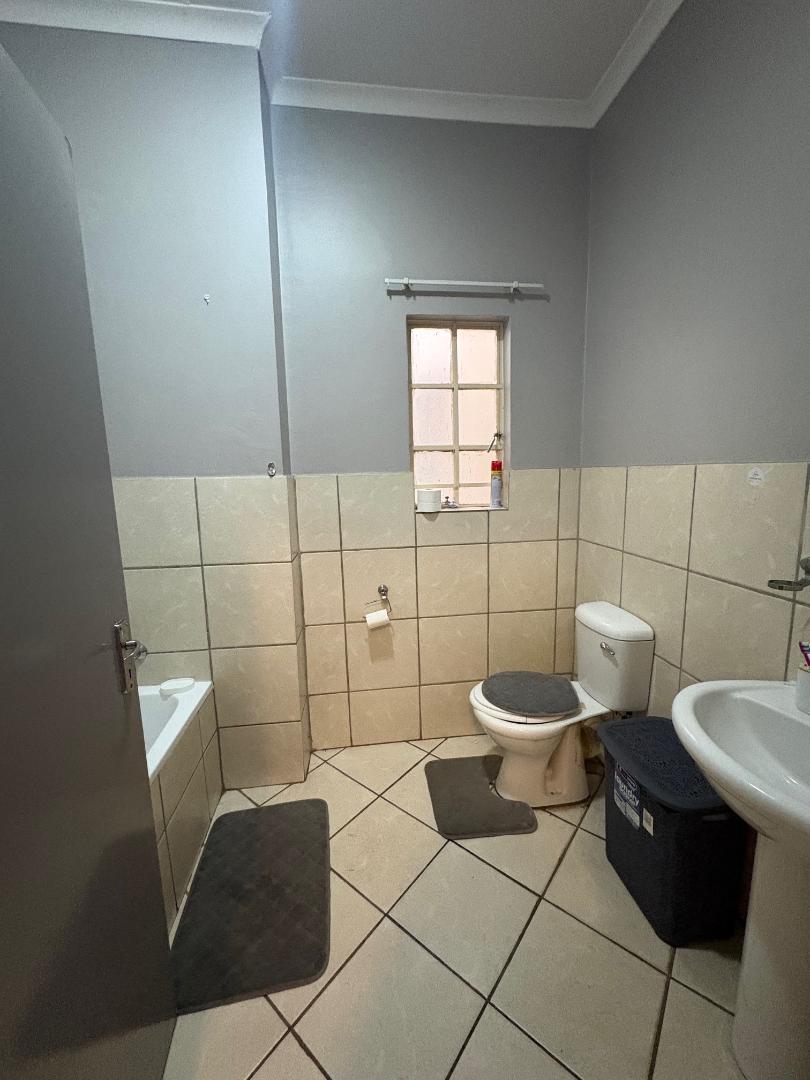 2 Bedroom Property for Sale in Sherwood Gardens Gauteng