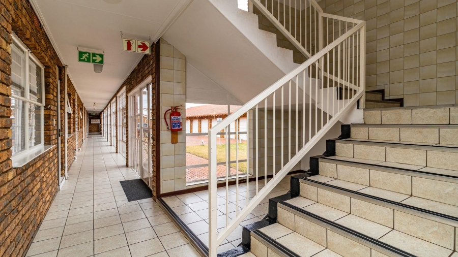 2 Bedroom Property for Sale in Northmead Gauteng