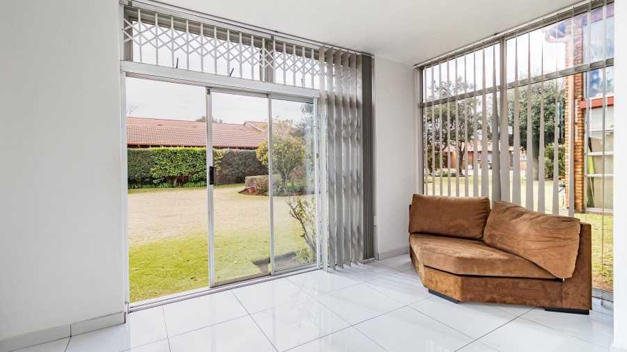 2 Bedroom Property for Sale in Northmead Gauteng