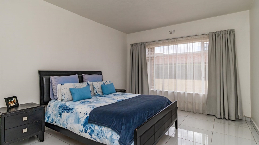 2 Bedroom Property for Sale in Northmead Gauteng