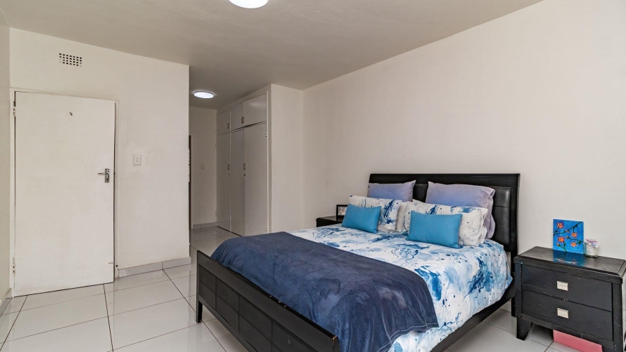2 Bedroom Property for Sale in Northmead Gauteng