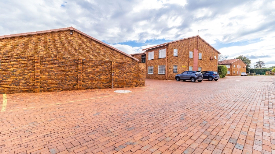 2 Bedroom Property for Sale in Northmead Gauteng