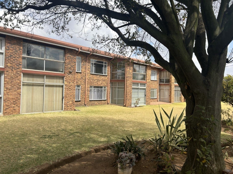 2 Bedroom Property for Sale in Northmead Gauteng