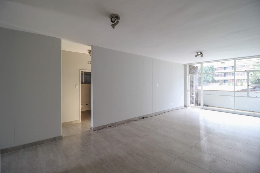 To Let 2 Bedroom Property for Rent in Constantia Kloof Gauteng